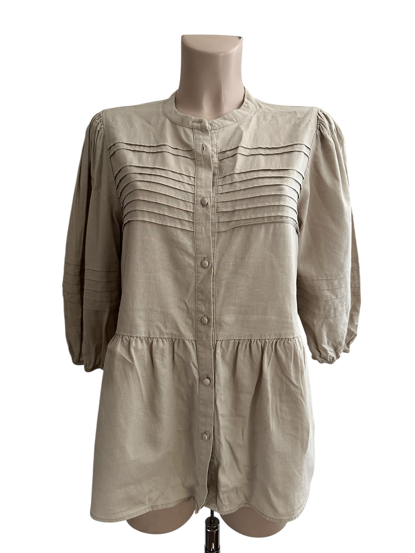 Levate Room blouse L