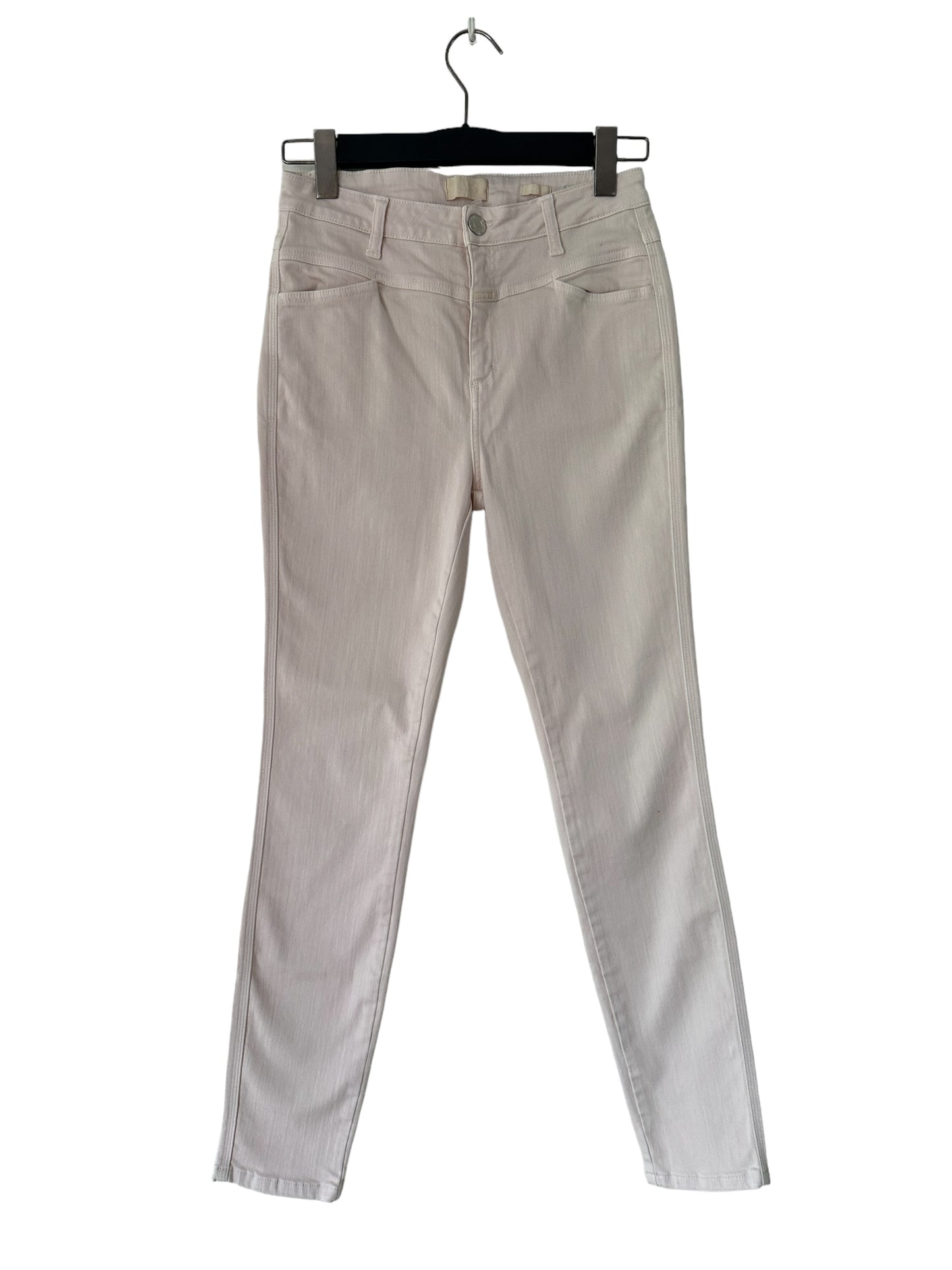 Geschlossene Jeans 28