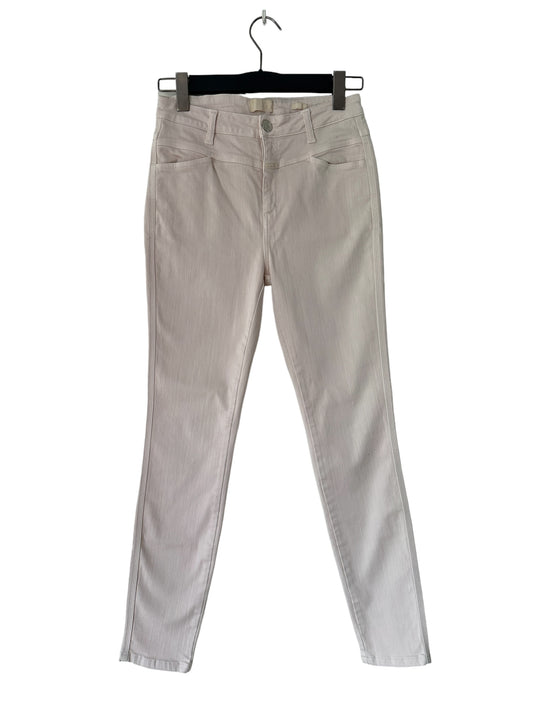 Geschlossene Jeans 28