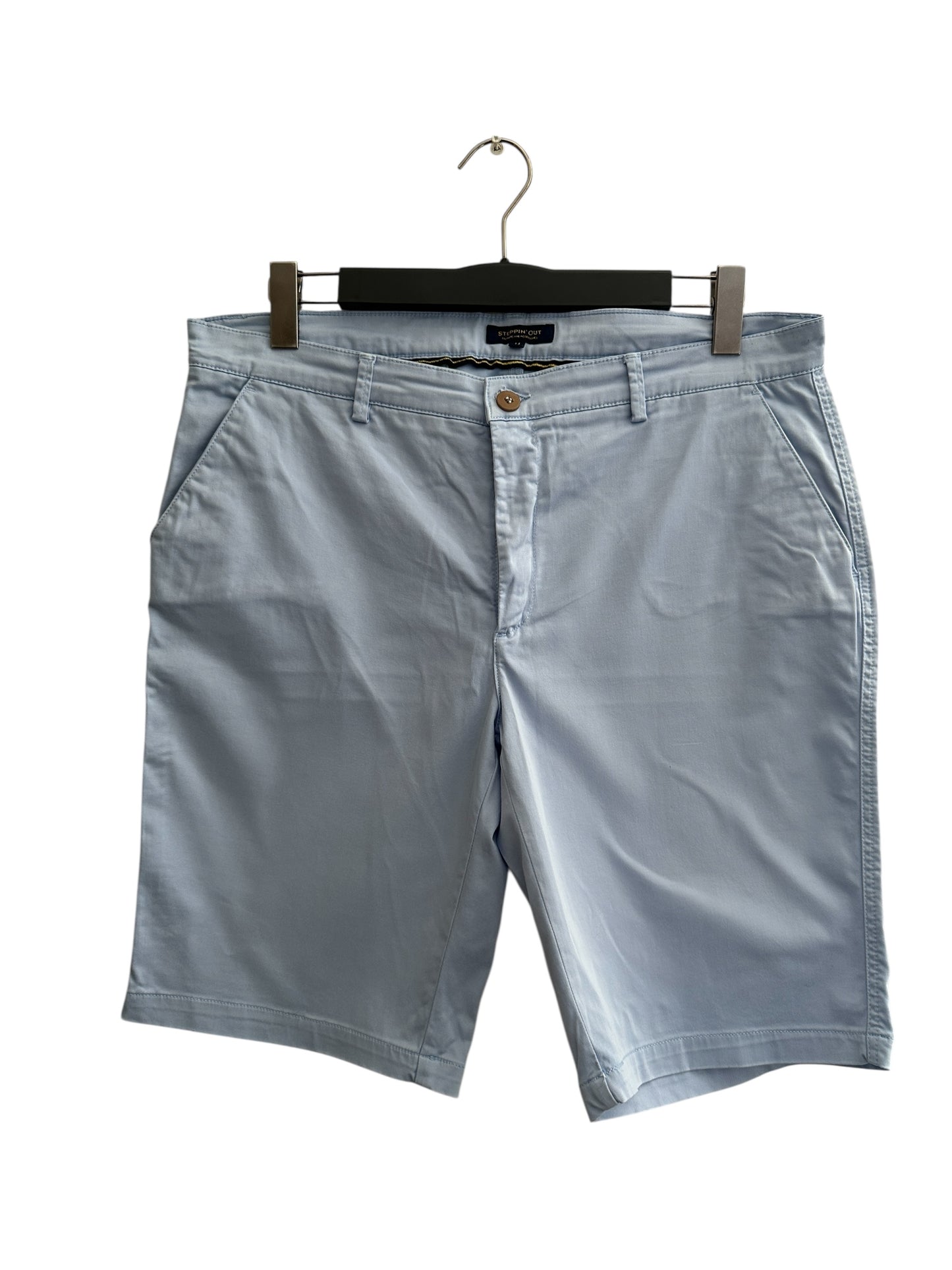 Steppin Out Shorts L