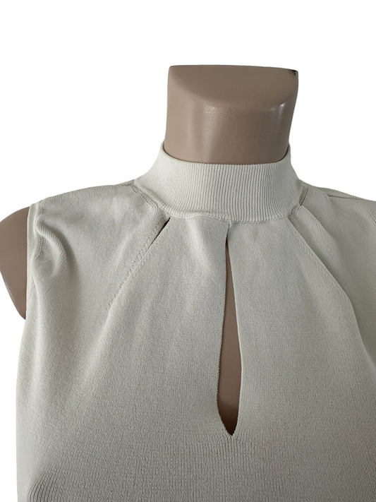 Claudia Strater top L