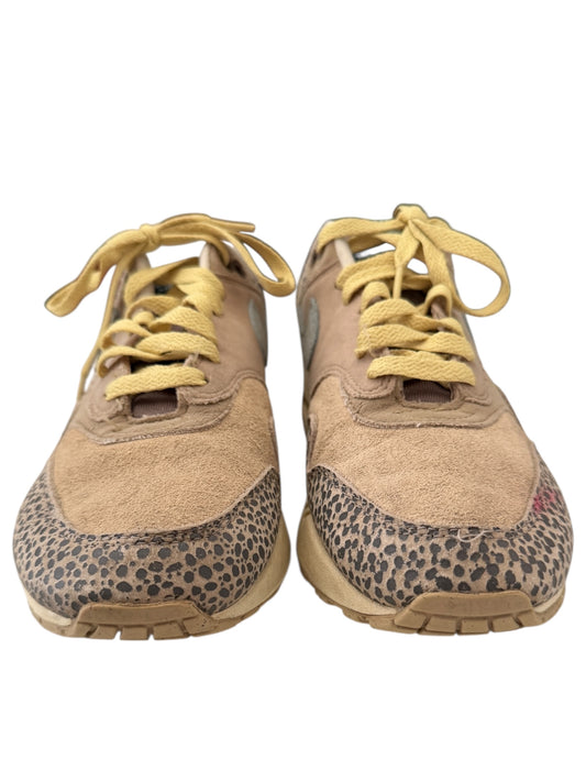 Nike-Sneaker, Größe 40,5