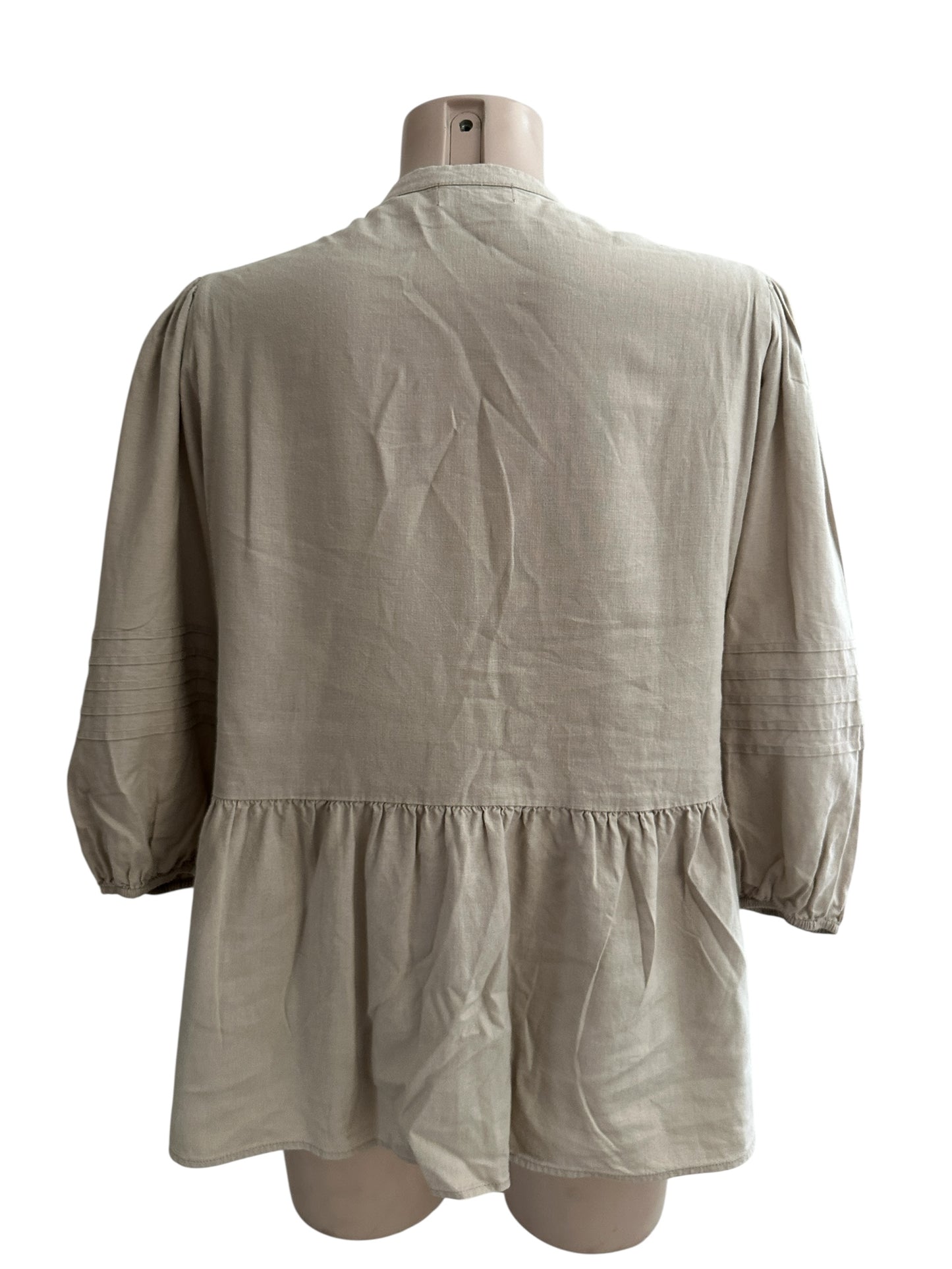 Levate Room blouse L