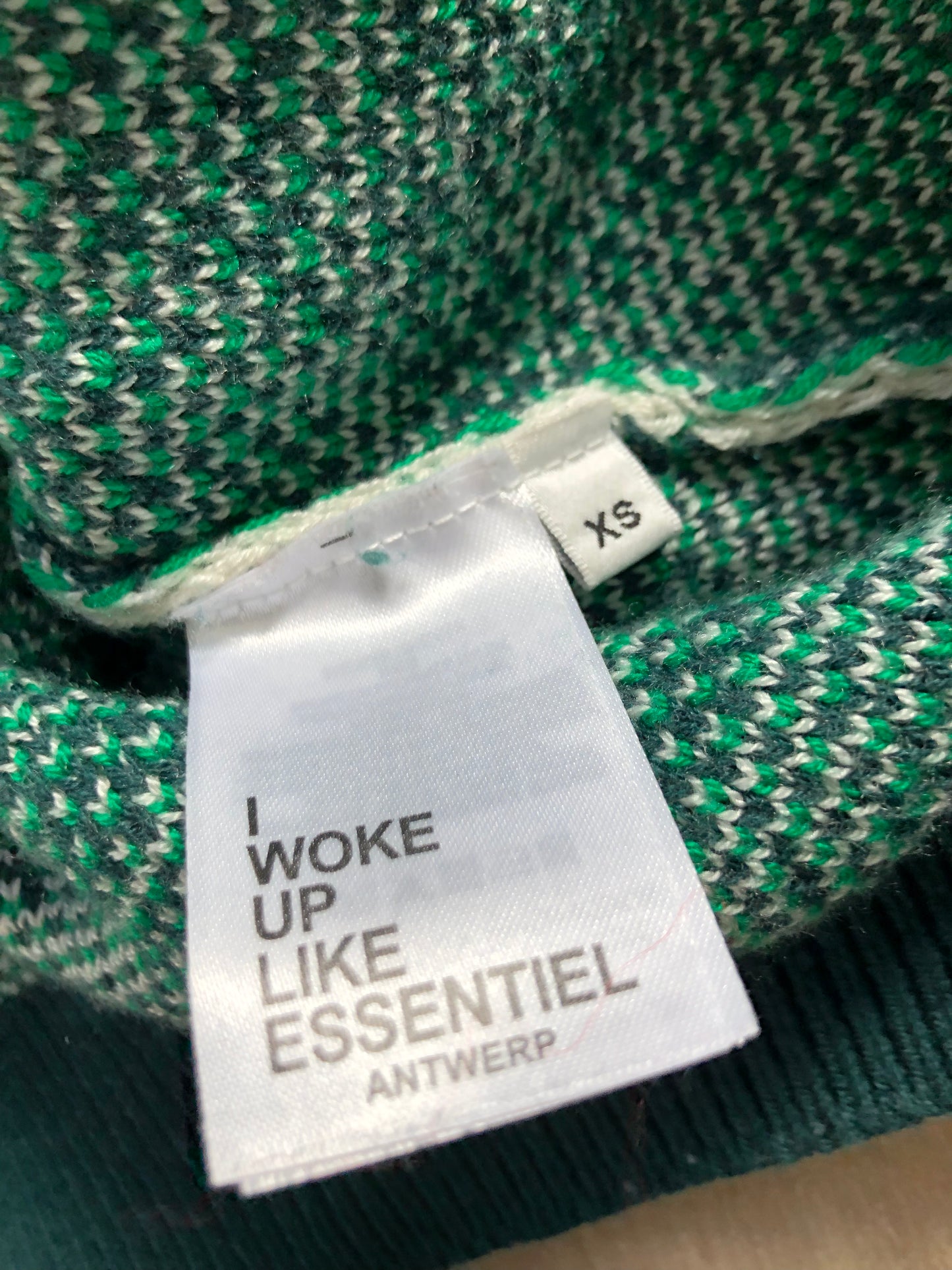 Essentiel Antwerp trui XS