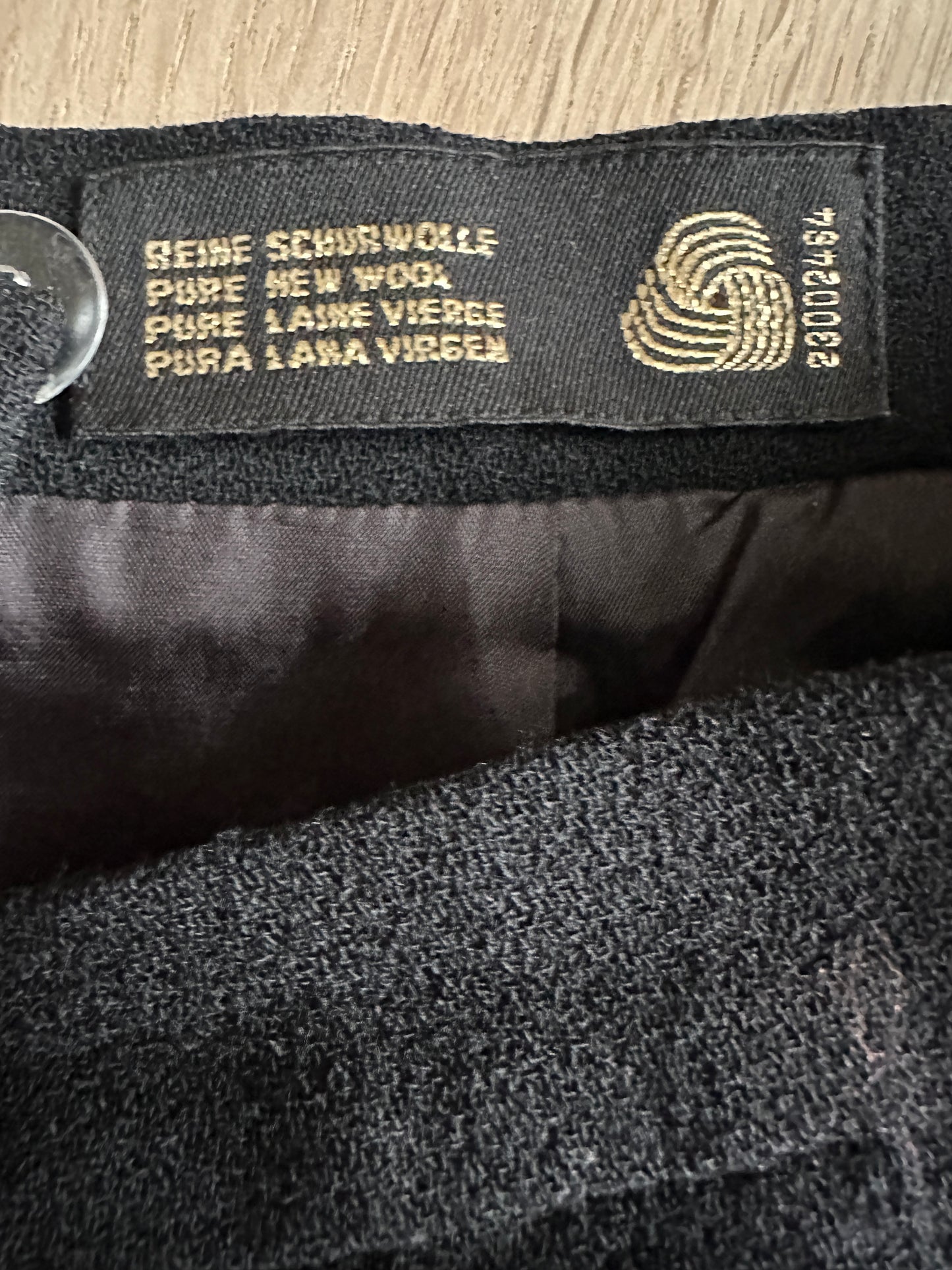 Escada rok zwart XL