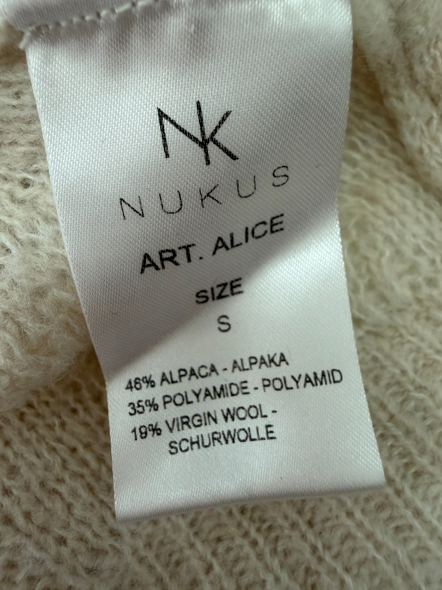 Nukus vest S