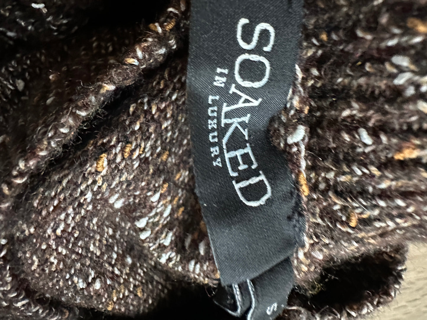 Soaked in Luxury trui S