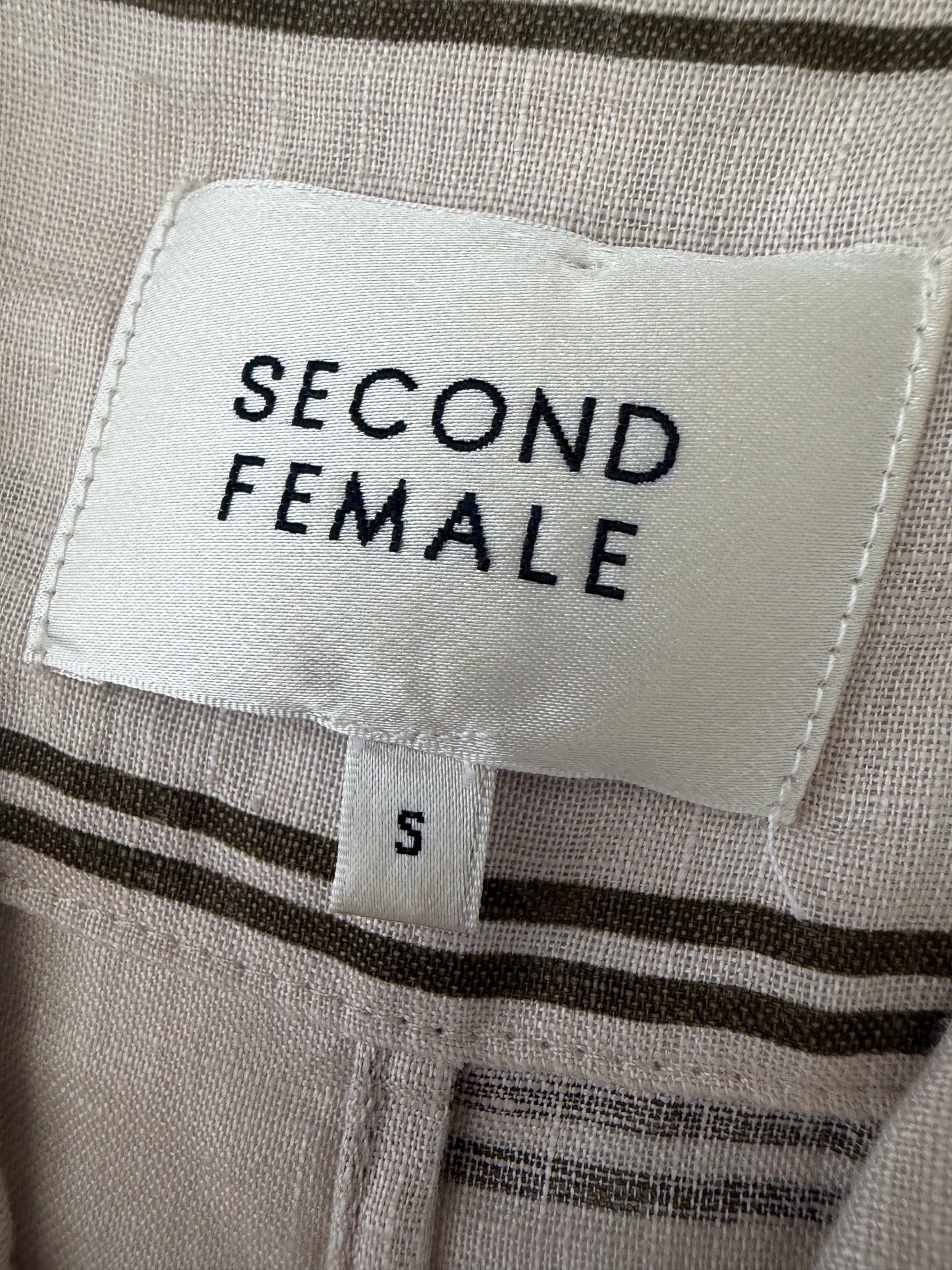 Second Female dress S