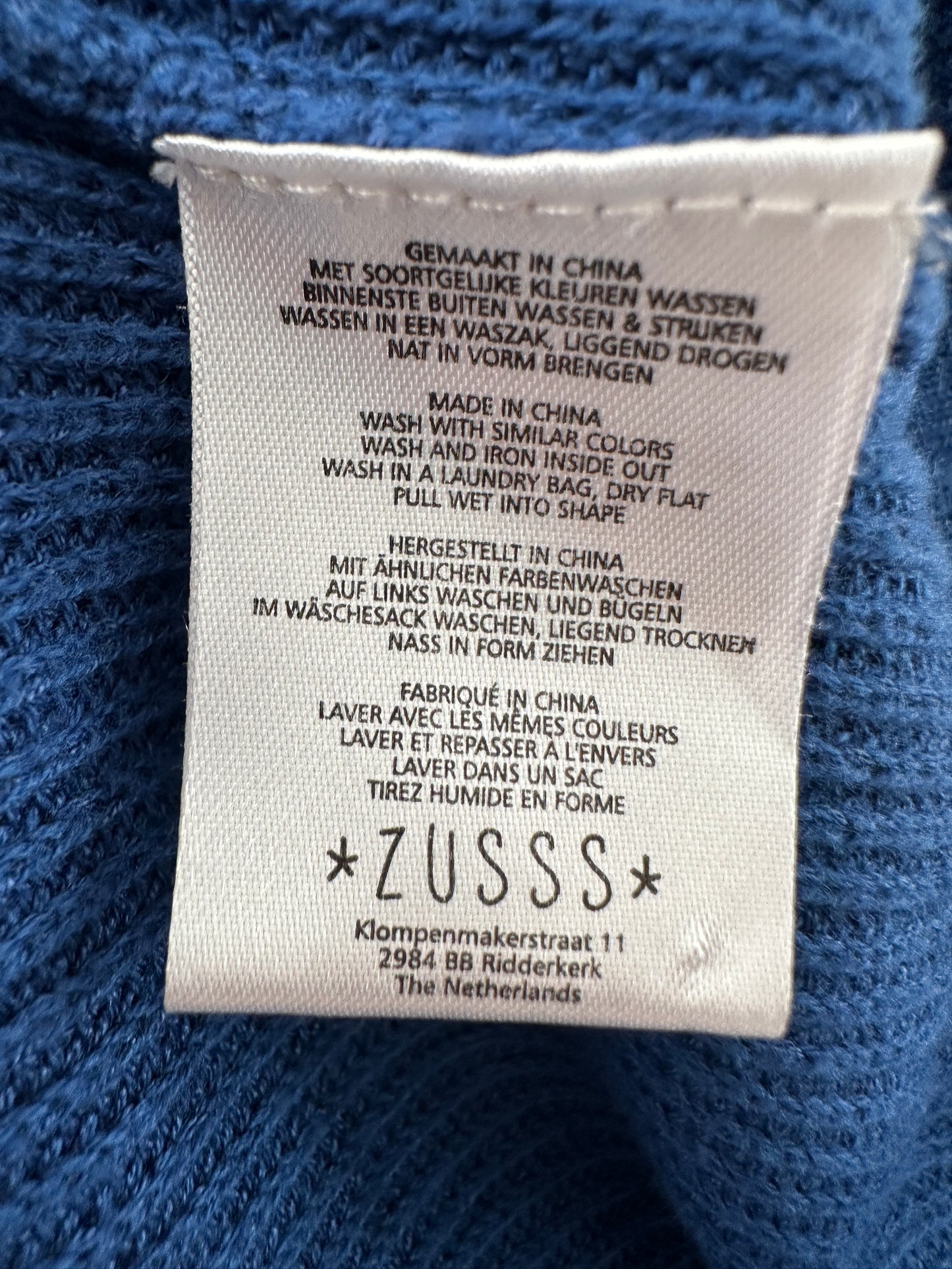 Zusss vest M