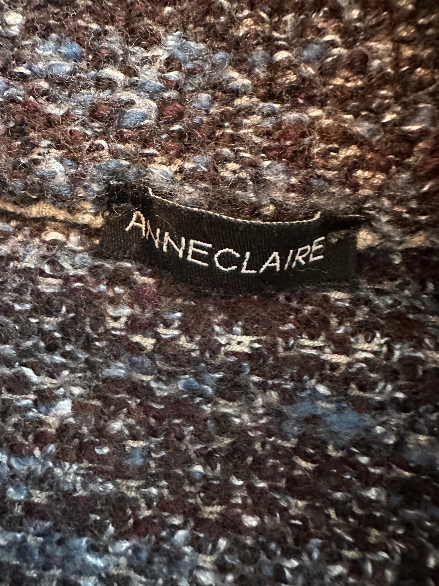 AnneClaire Weste L