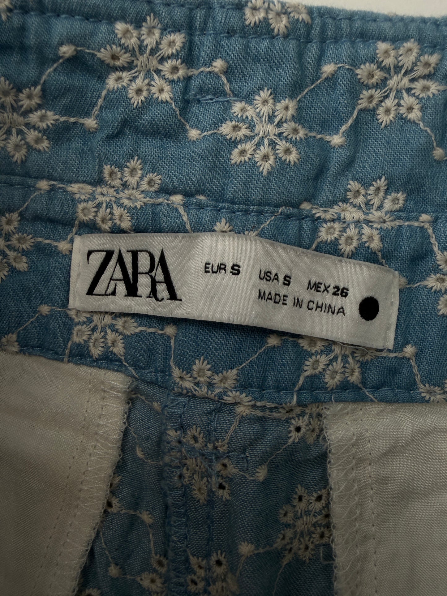 Zara Shorts Größe