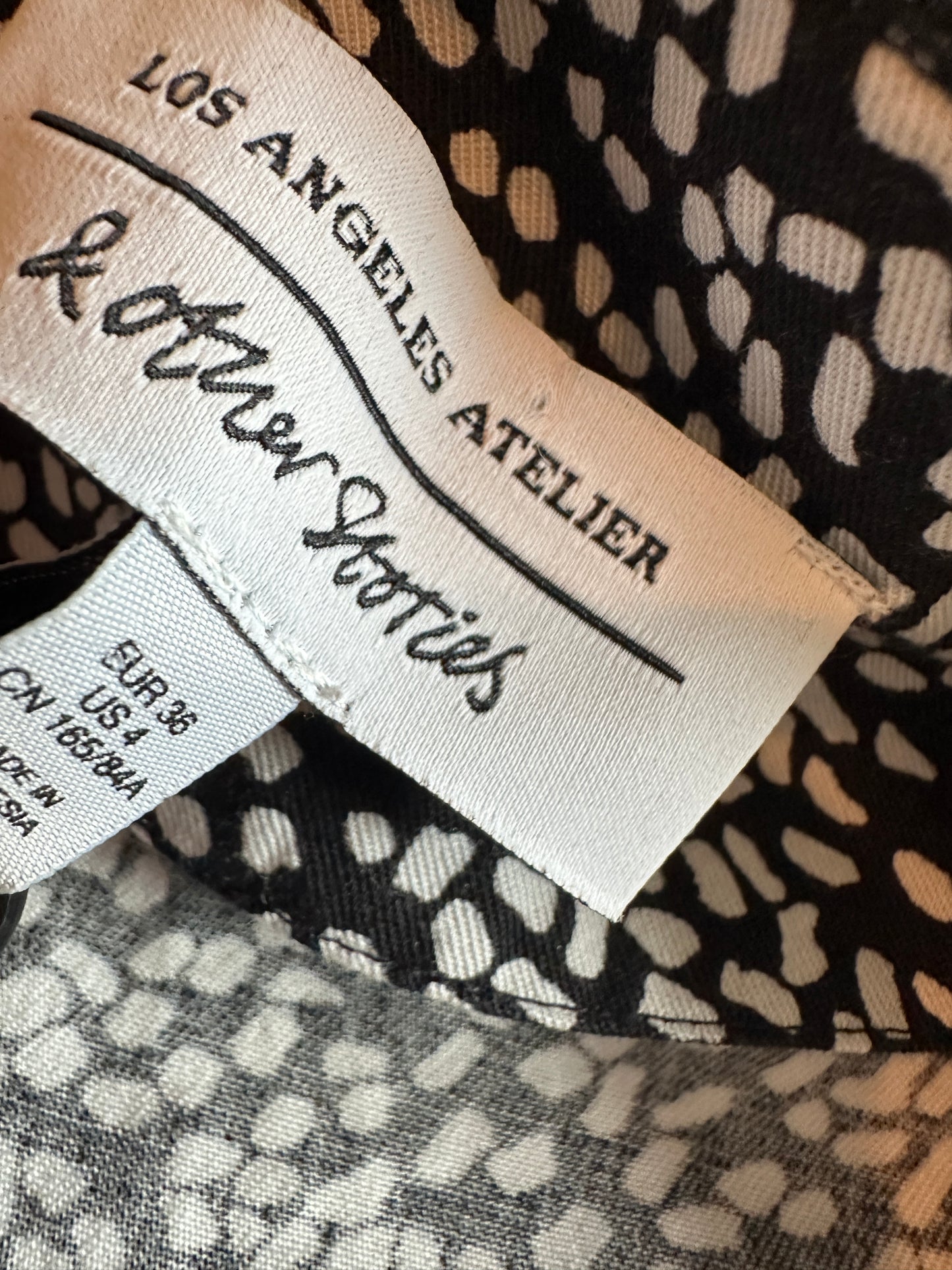 & Other Stories vest S