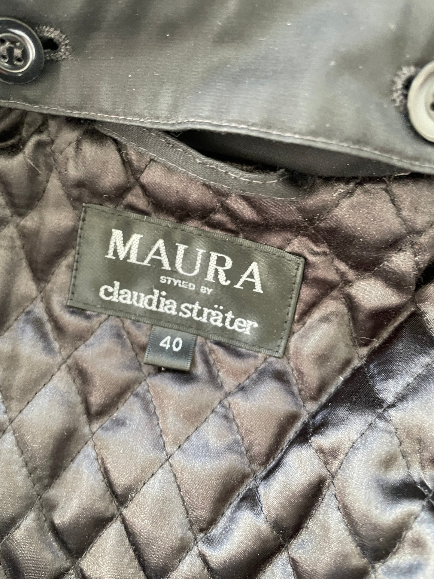 Claudia Strater jas L
