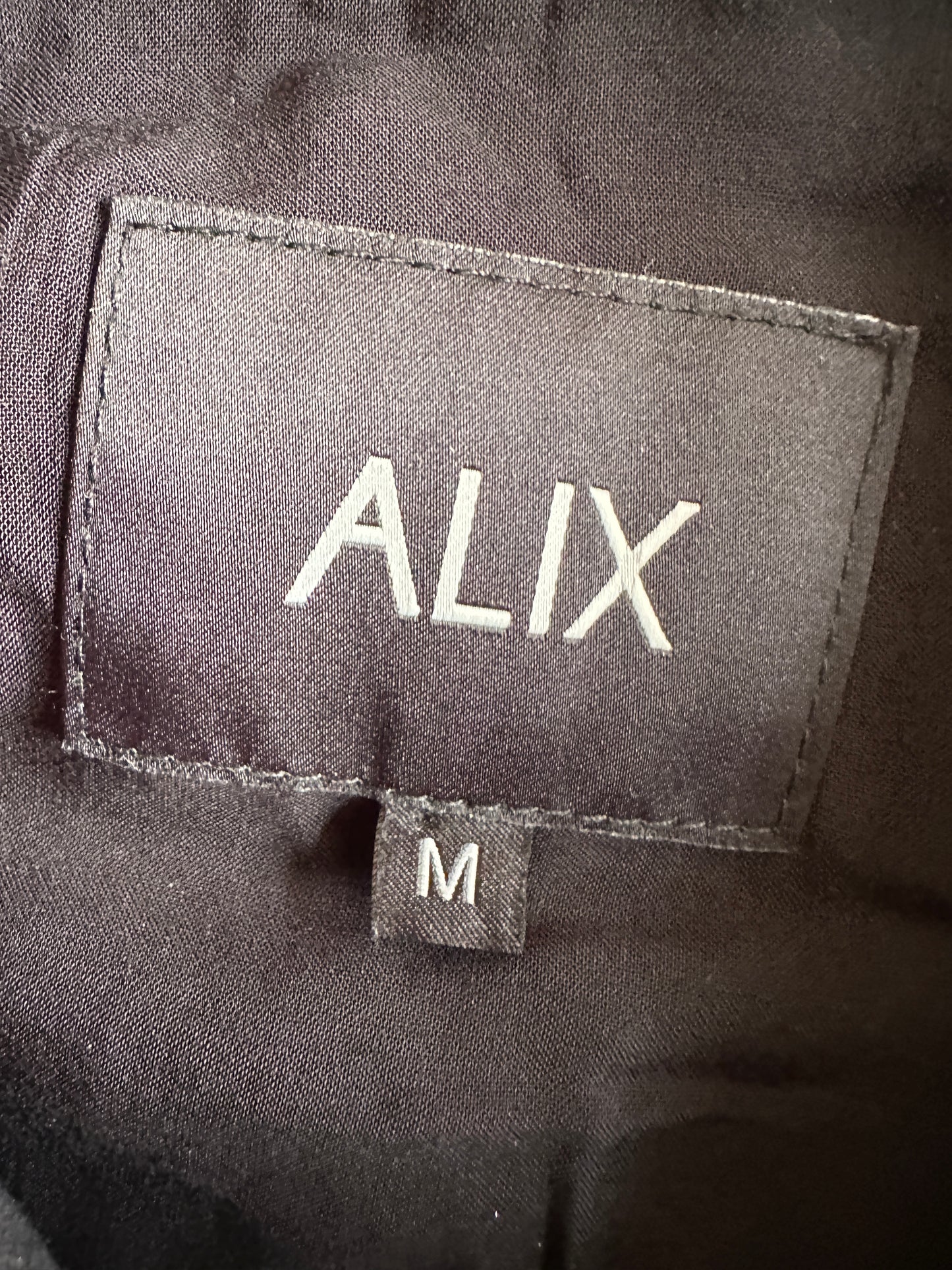 Alix Jacke M