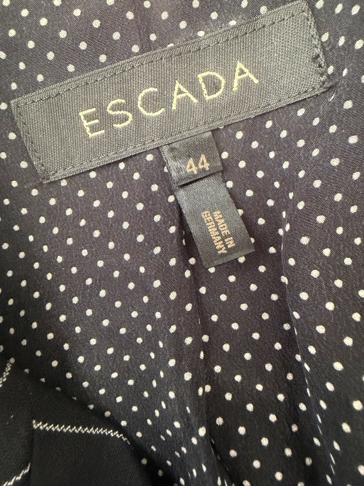 Escada vest XL