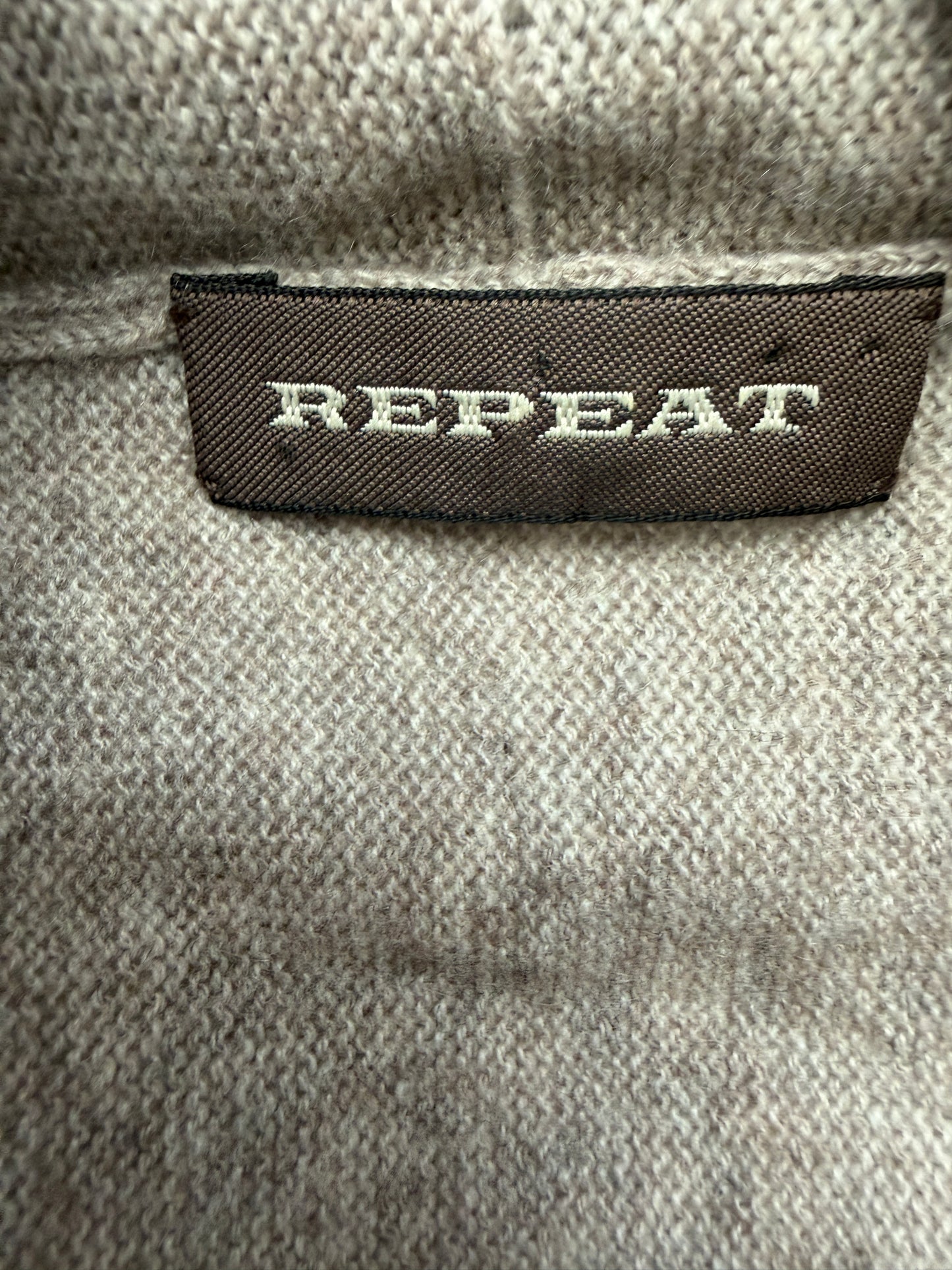 Repeat vest S
