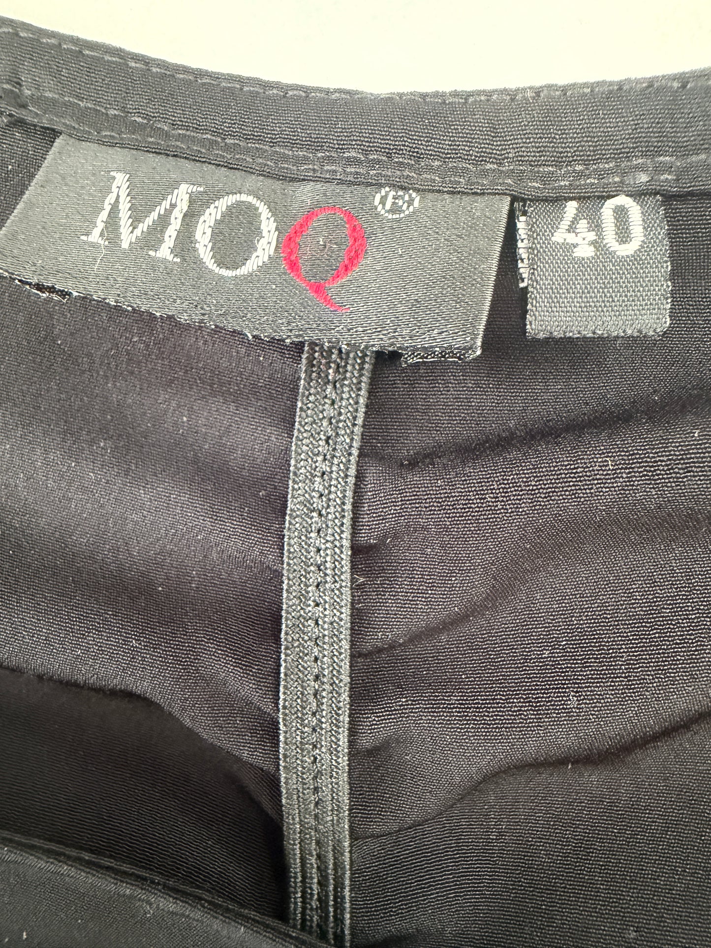 Moq Rock L