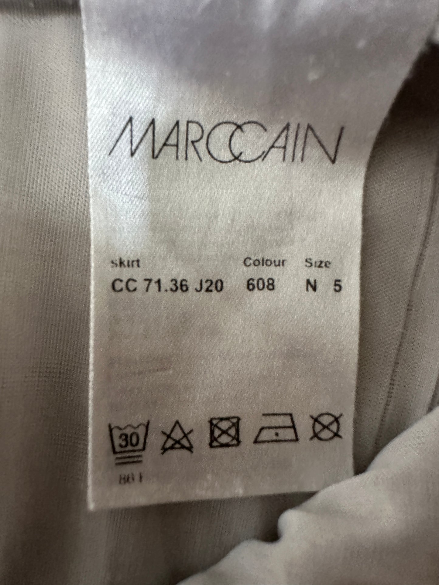 Marc Cain rok XL