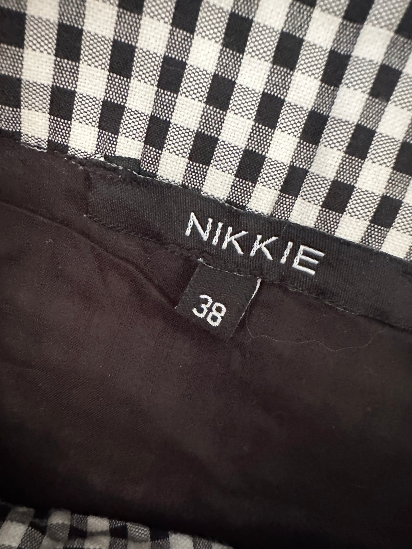 Nikkie rok M