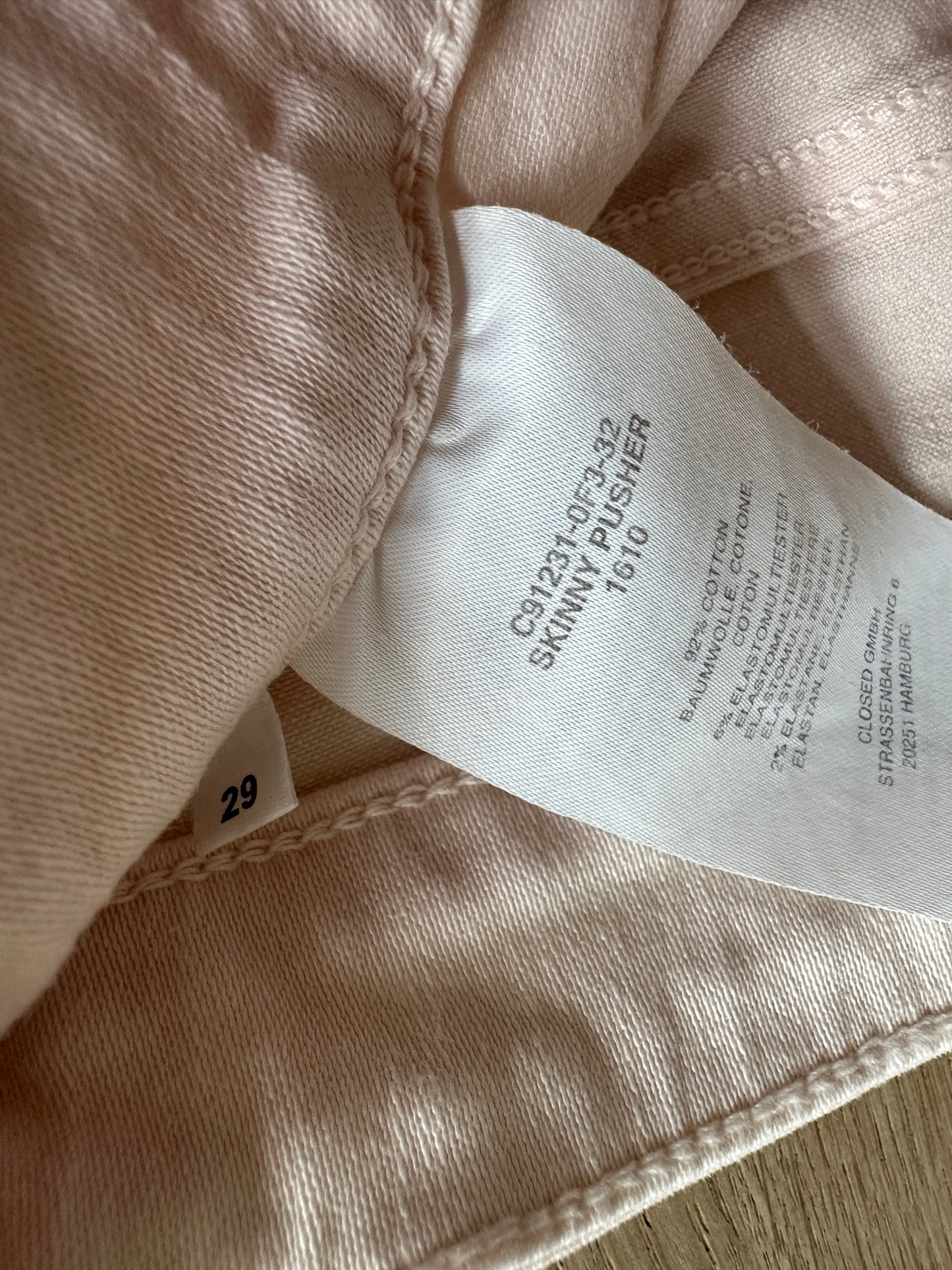 Geschlossene Jeans 28