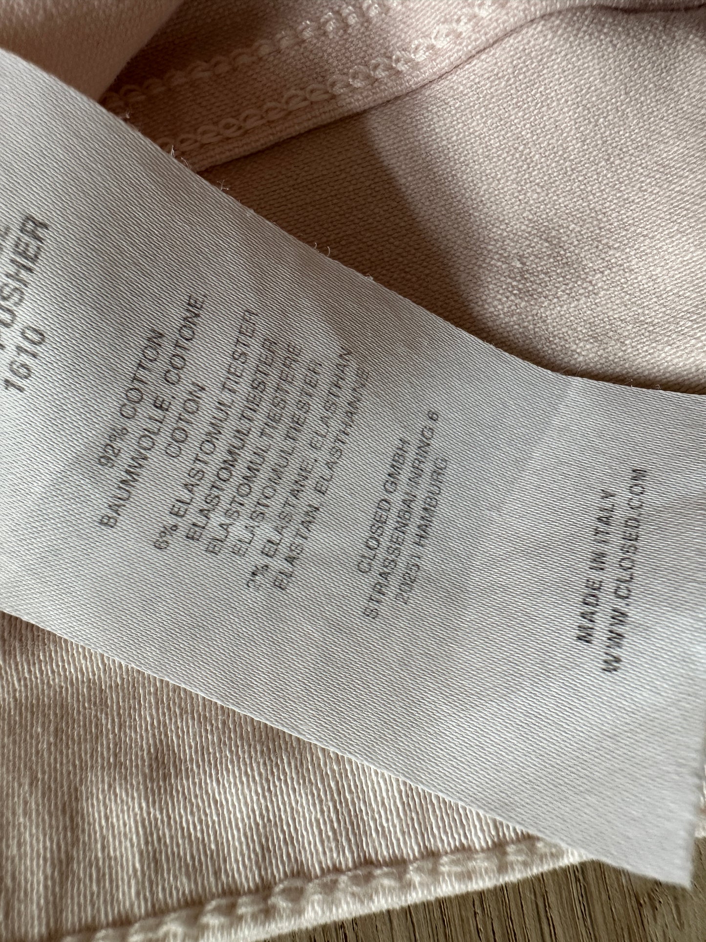 Geschlossene Jeans 28