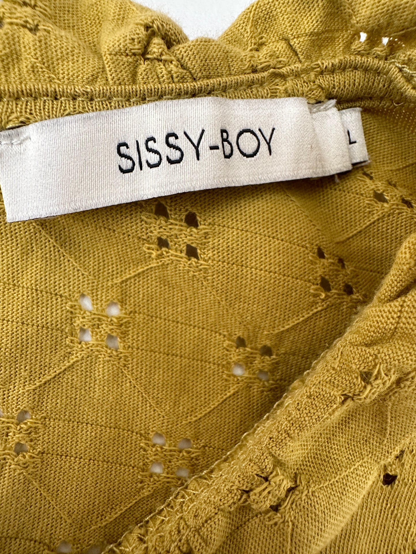 Sissy Boy shirt L