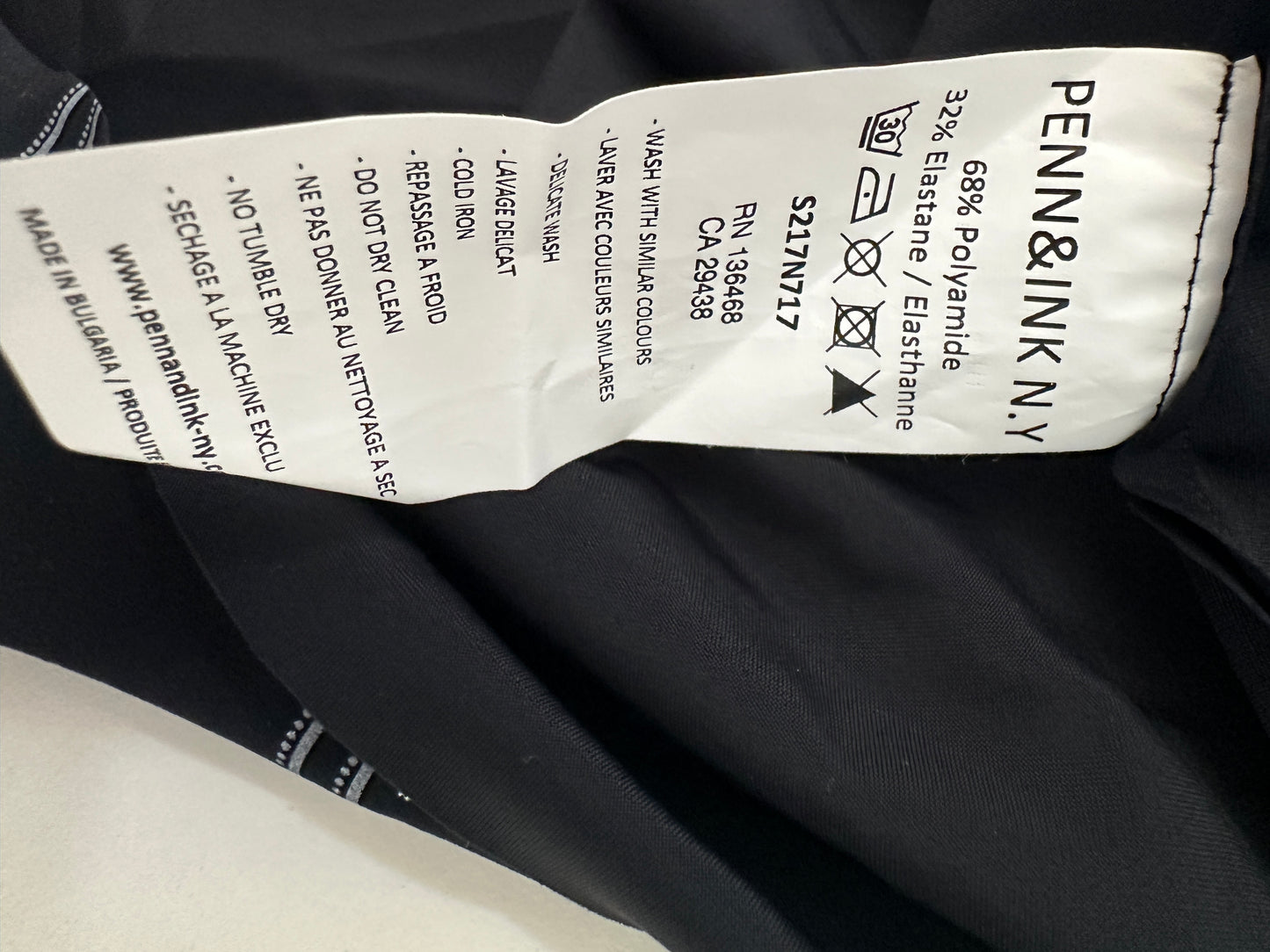 Penn & Ink top M