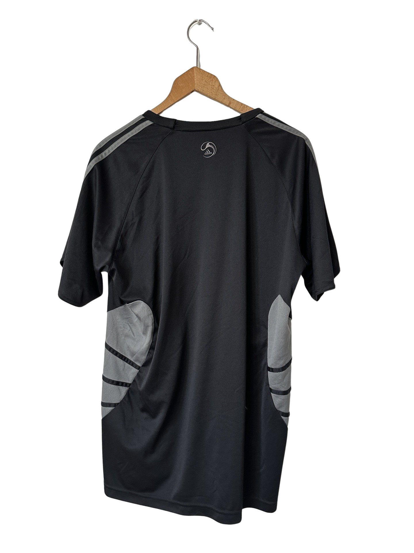 Adidas shirt XL
